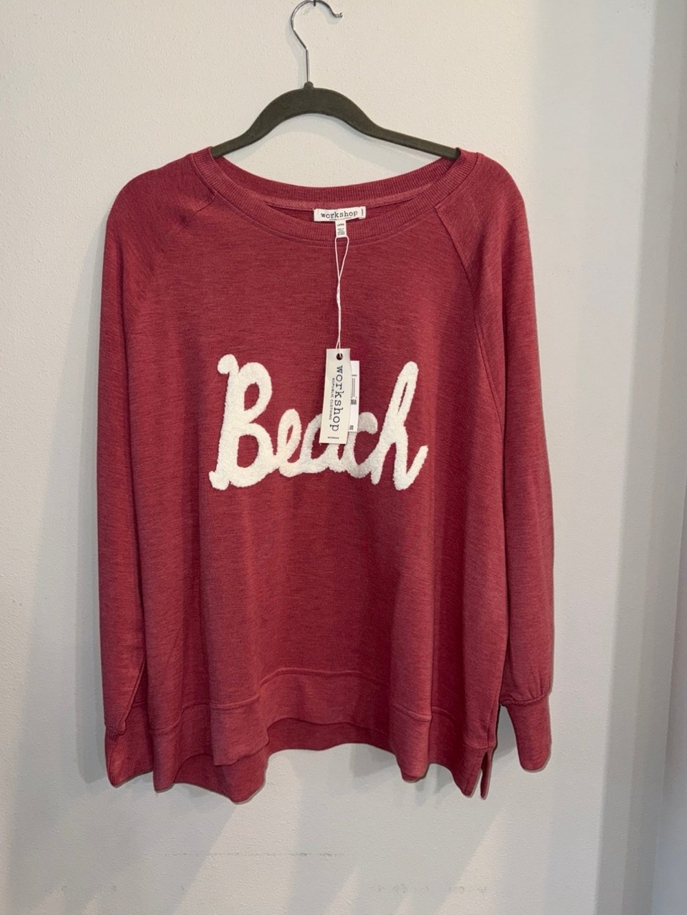 New Workshop Beach Embroidered Sweatshirt